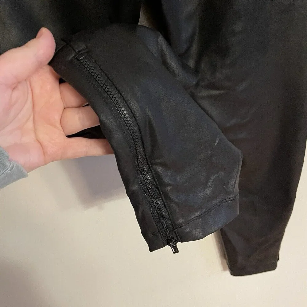 Athleta Women XL Black Athleisure High Rise Ankle Zip Delancey Gleam Moto Tight